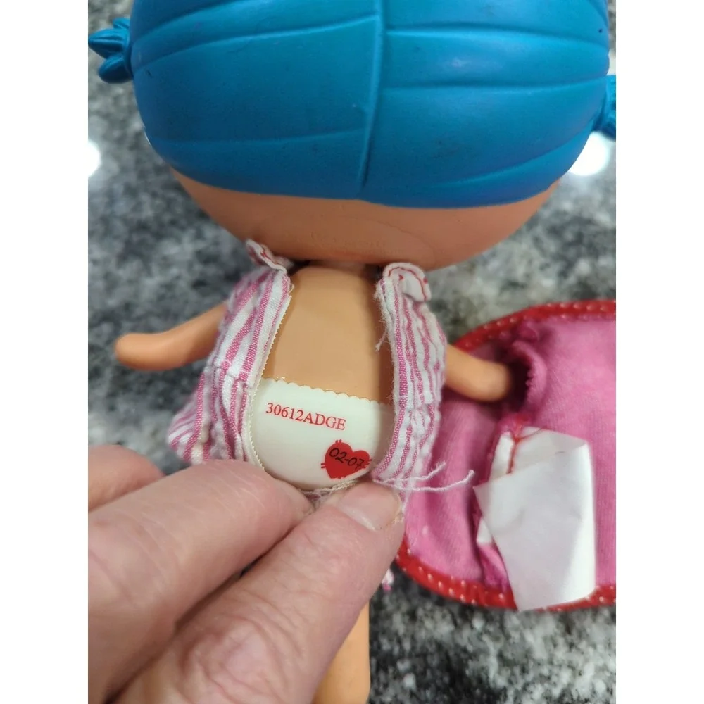 Lalaloopsy Littles Stumbles Bumps 'N' Bruises 7" Doll in Pink Robe 2007 - Picture 4 of 5